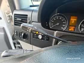 Mercedes-Benz Sprinter (2016) thumbnail 21