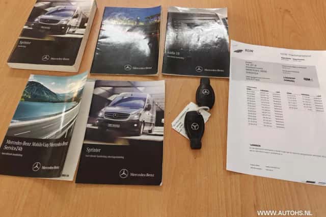 Mercedes-Benz Sprinter (2016) thumbnail 28