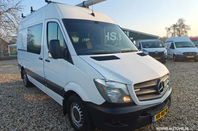 Mercedes-Benz Sprinter (2016) thumbnail 10