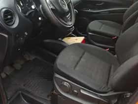 Mercedes-Benz Vito (2019) thumbnail 13