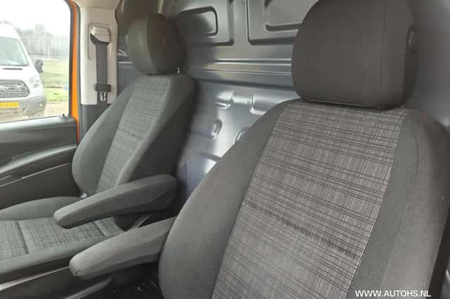 Mercedes-Benz Vito (2019) thumbnail 15