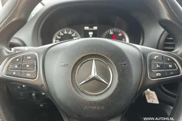 Mercedes-Benz Vito (2019) thumbnail 17