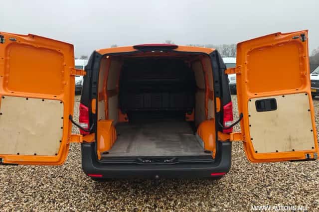 Mercedes-Benz Vito (2019) thumbnail 20