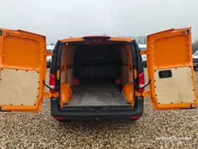 Mercedes-Benz Vito (2019) thumbnail 20