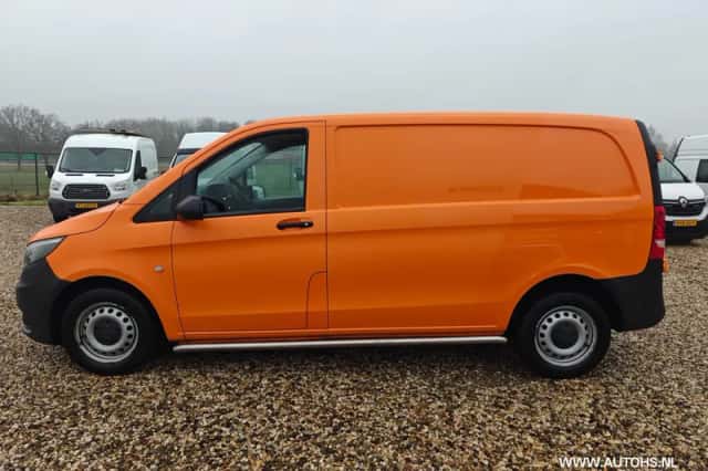 Mercedes-Benz Vito (2019) thumbnail 3