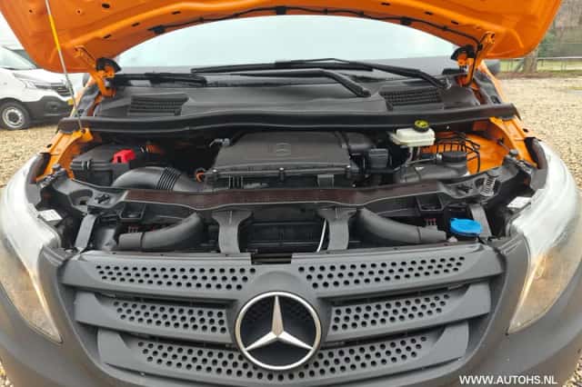 Mercedes-Benz Vito (2019) thumbnail 24