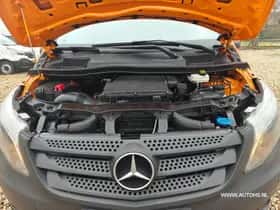 Mercedes-Benz Vito (2019) thumbnail 24