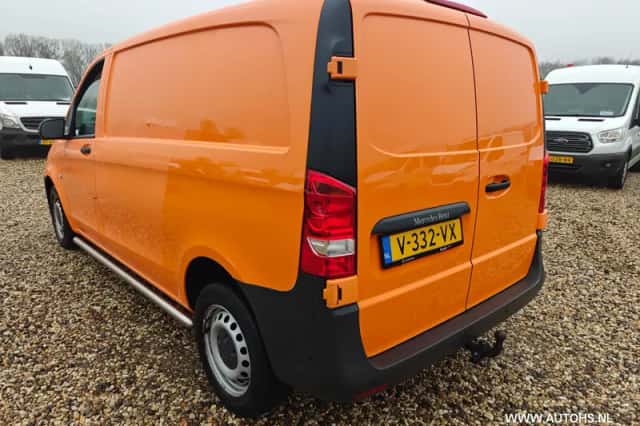 Mercedes-Benz Vito (2019) thumbnail 4