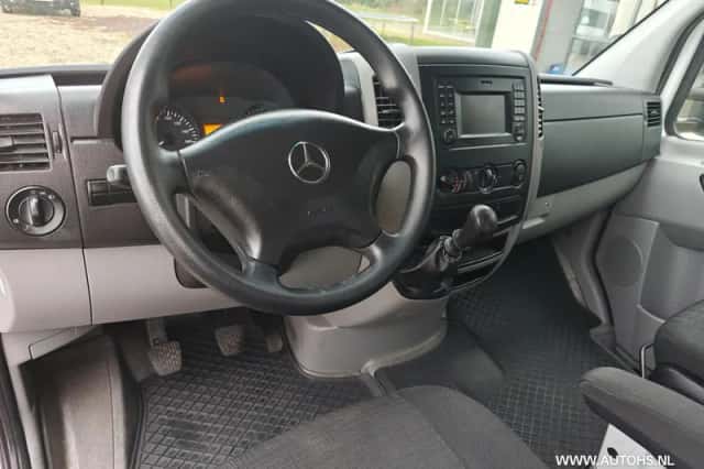 Mercedes-Benz Sprinter (2017) thumbnail 13