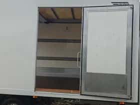 Mercedes-Benz Sprinter (2017) thumbnail 17