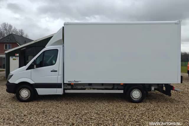 Mercedes-Benz Sprinter (2017) thumbnail 3