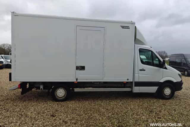 Mercedes-Benz Sprinter (2017) thumbnail 6