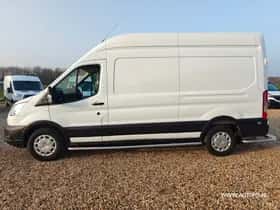 Ford Transit (2022) thumbnail 3