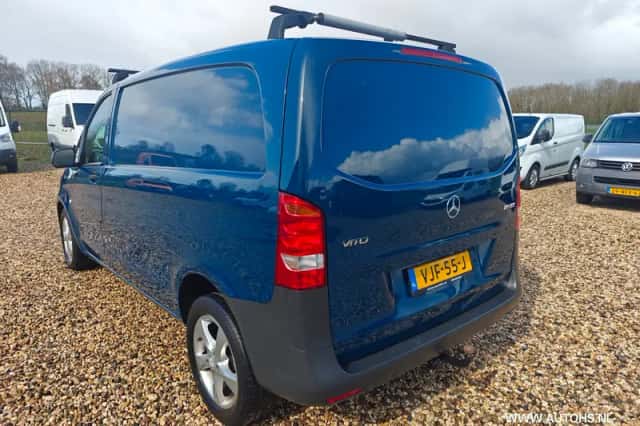 Mercedes-Benz Vito (2017) thumbnail 4