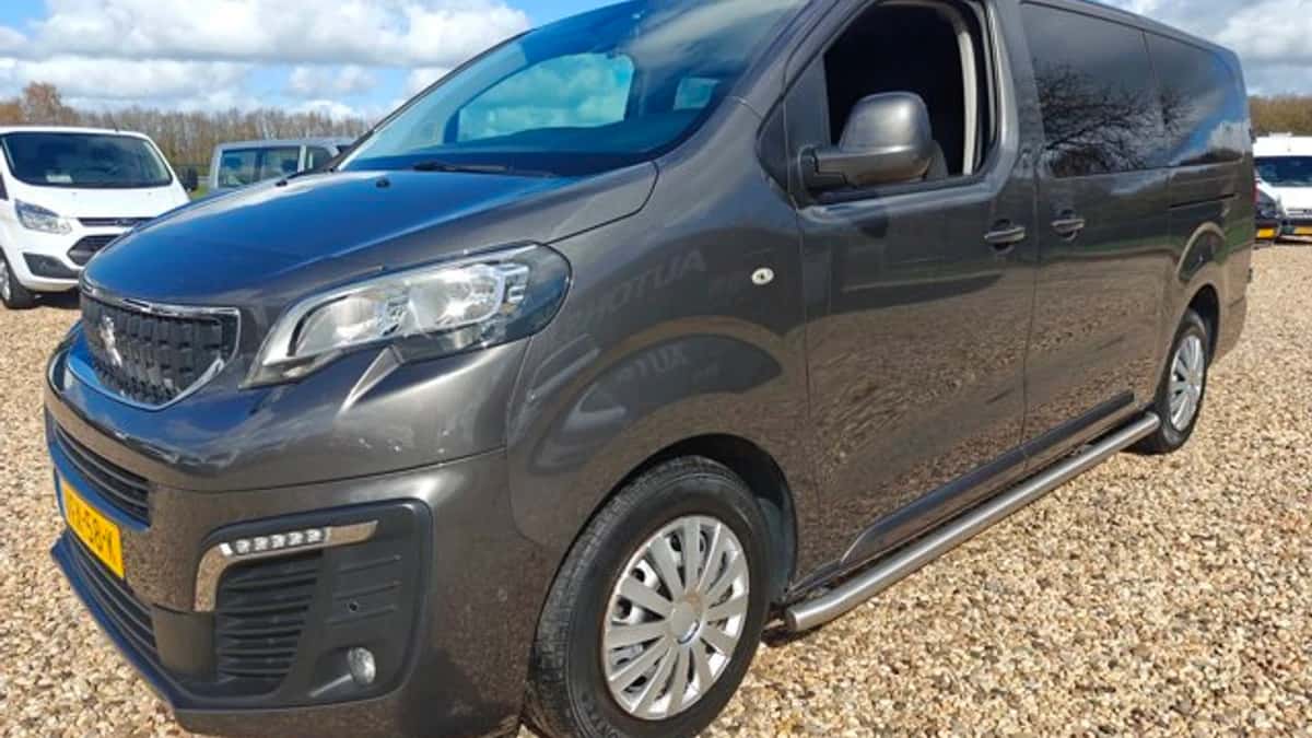 Peugeot Expert (2020) — foto 1