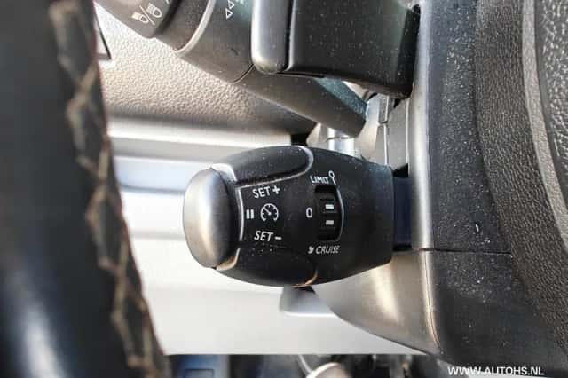 Peugeot Expert (2020) thumbnail 26