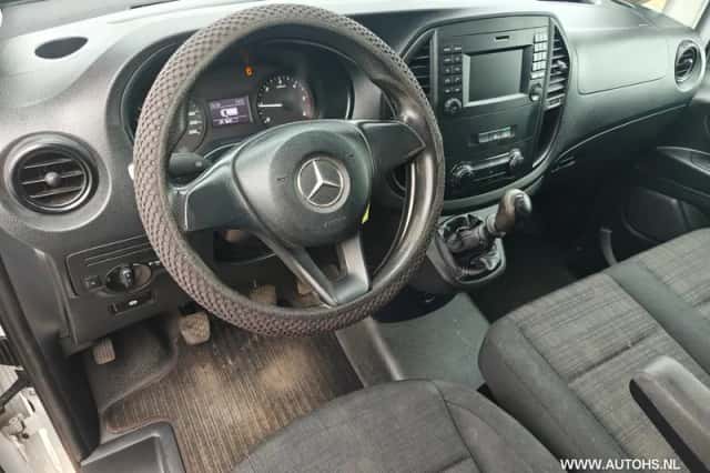 Mercedes-Benz Vito (2020) thumbnail 14