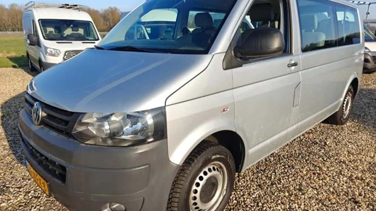 Volkswagen Transporter (2010) — foto 1