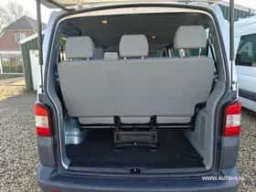 Volkswagen Transporter (2010) thumbnail 16