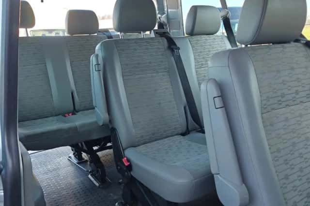 Volkswagen Transporter (2010) thumbnail 17