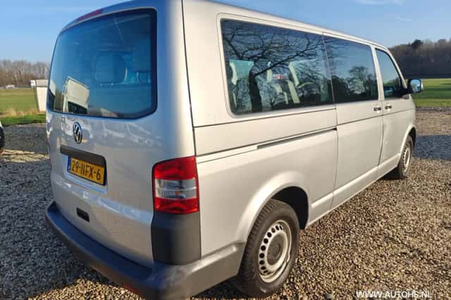 Volkswagen Transporter (2010) thumbnail 6