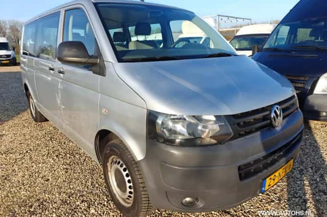 Volkswagen Transporter (2010) thumbnail 8
