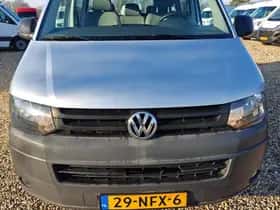 Volkswagen Transporter (2010) thumbnail 9