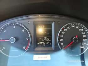 Volkswagen Transporter (2010) thumbnail 11