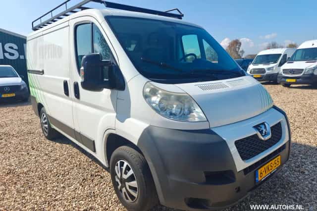 Peugeot Boxer (2010) thumbnail 11