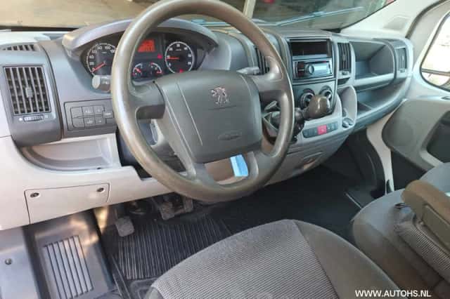 Peugeot Boxer (2010) thumbnail 16