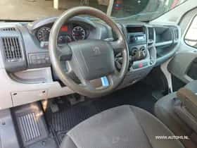 Peugeot Boxer (2010) thumbnail 16