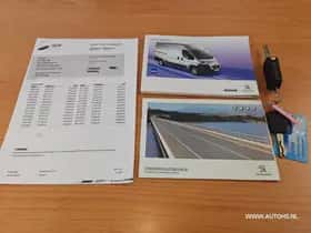Peugeot Boxer (2010) thumbnail 23