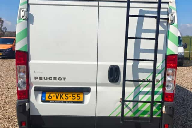 Peugeot Boxer (2010) thumbnail 6