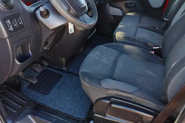 Opel Movano (2016) thumbnail 12