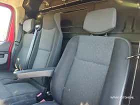 Opel Movano (2016) thumbnail 13