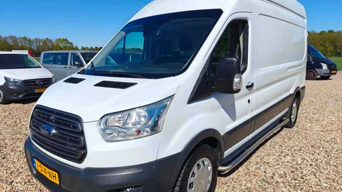 Ford Transit (2018) — foto 1