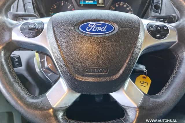 Ford Transit (2018) thumbnail 15