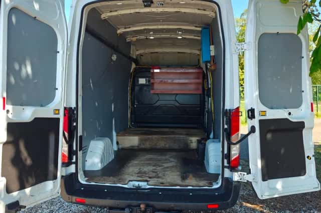Ford Transit (2018) thumbnail 19