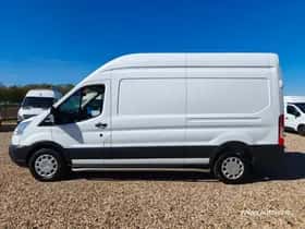 Ford Transit (2018) thumbnail 3