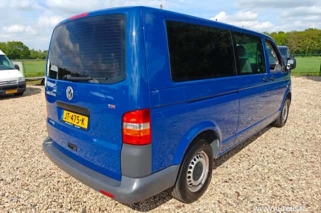 Volkswagen Transporter (2009) thumbnail 7