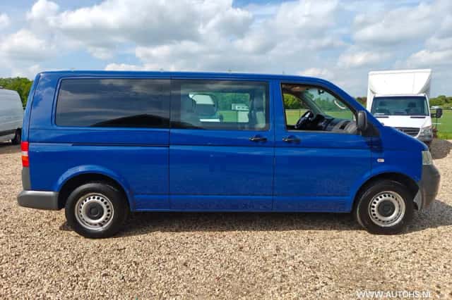 Volkswagen Transporter (2009) thumbnail 8