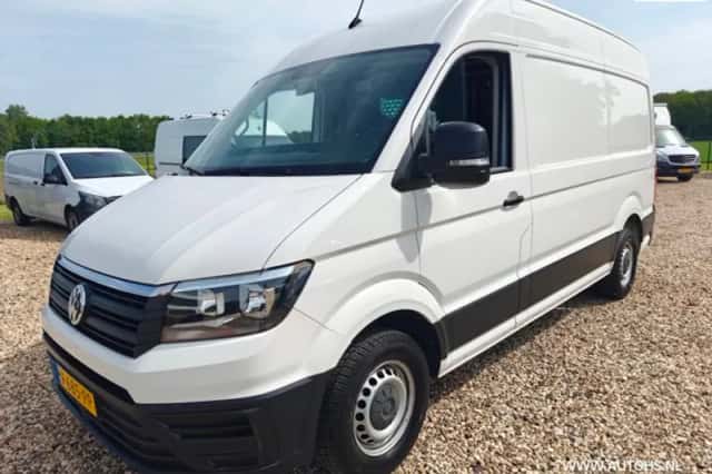Volkswagen Crafter (2018) thumbnail 1