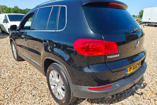 Volkswagen Tiguan (2014) thumbnail 5