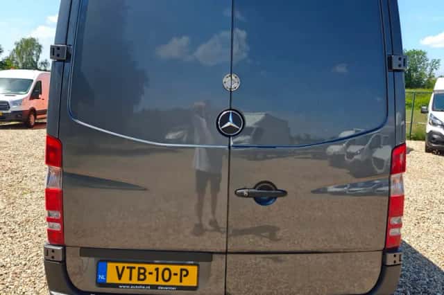 Mercedes-Benz Sprinter (2013) thumbnail 5
