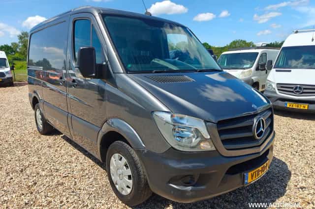 Mercedes-Benz Sprinter (2013) thumbnail 9