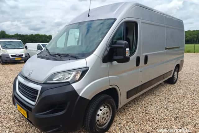 Peugeot Boxer (2018) thumbnail 1