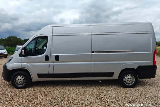 Peugeot Boxer (2018) thumbnail 3