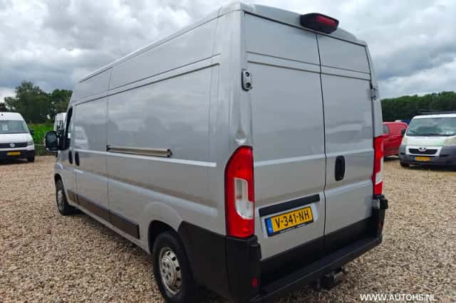 Peugeot Boxer (2018) thumbnail 4