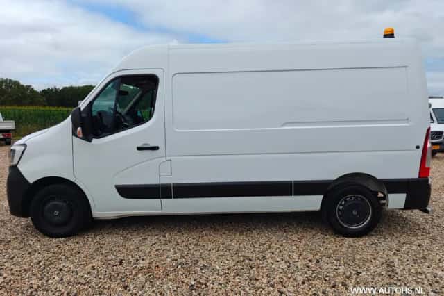 Renault Master (2020) thumbnail 3