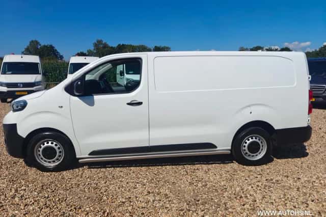 Peugeot Expert (2022) thumbnail 3